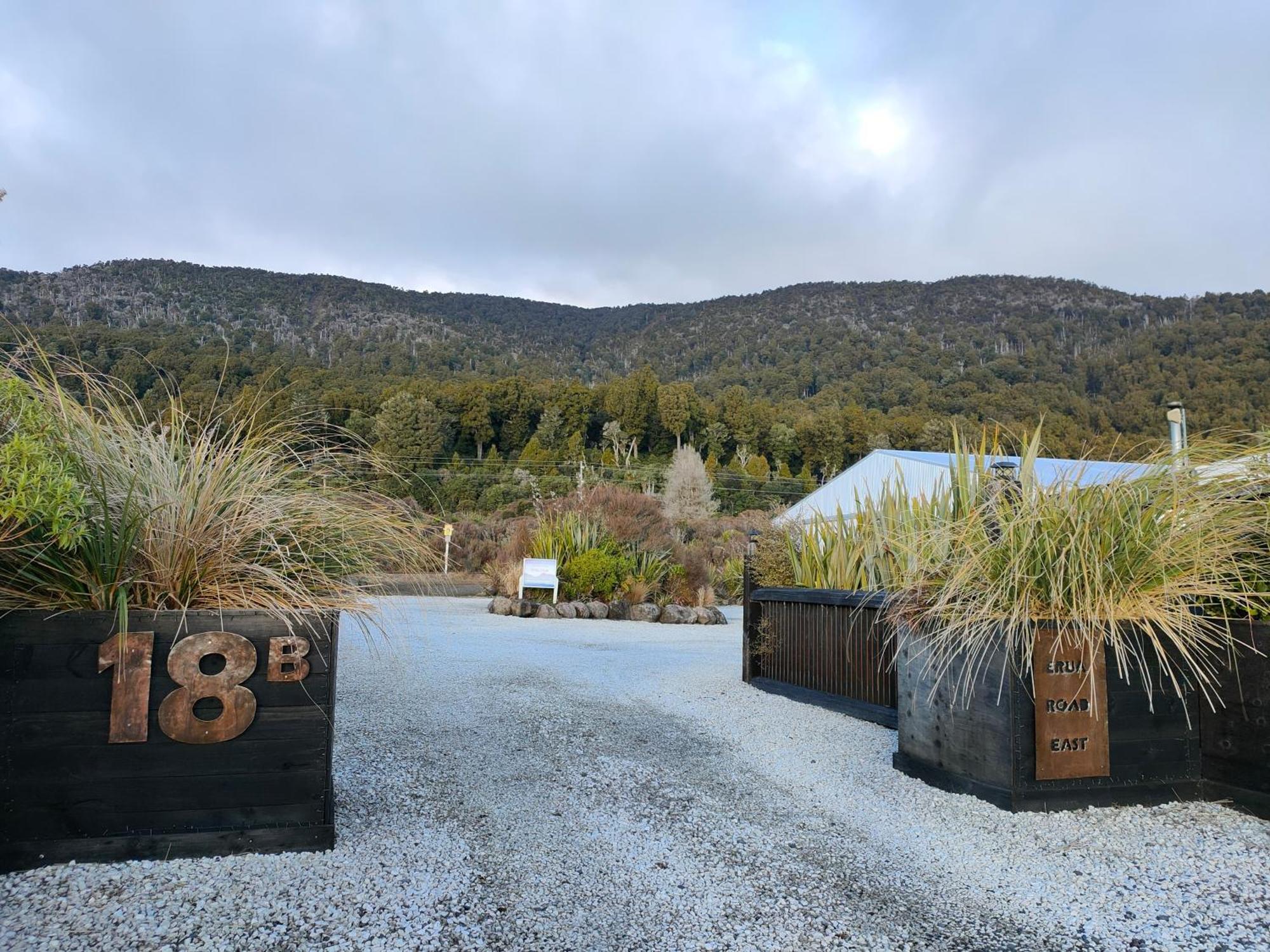 Tongariro Springs Boutique Suites Erua Extérieur photo
