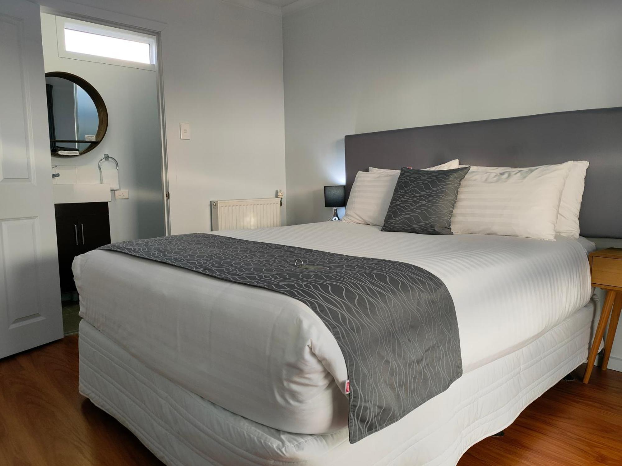 Tongariro Springs Boutique Suites Erua Extérieur photo